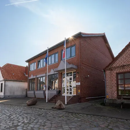 Zur Alten Volksbank 1 *